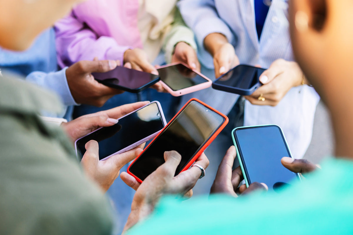Our Favourite First Phones for Back to School – Mobile Reborn
